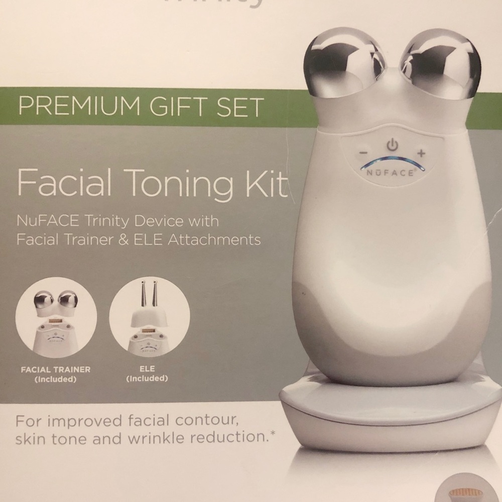 Nuface Trinity Facial toning Kit with ELE